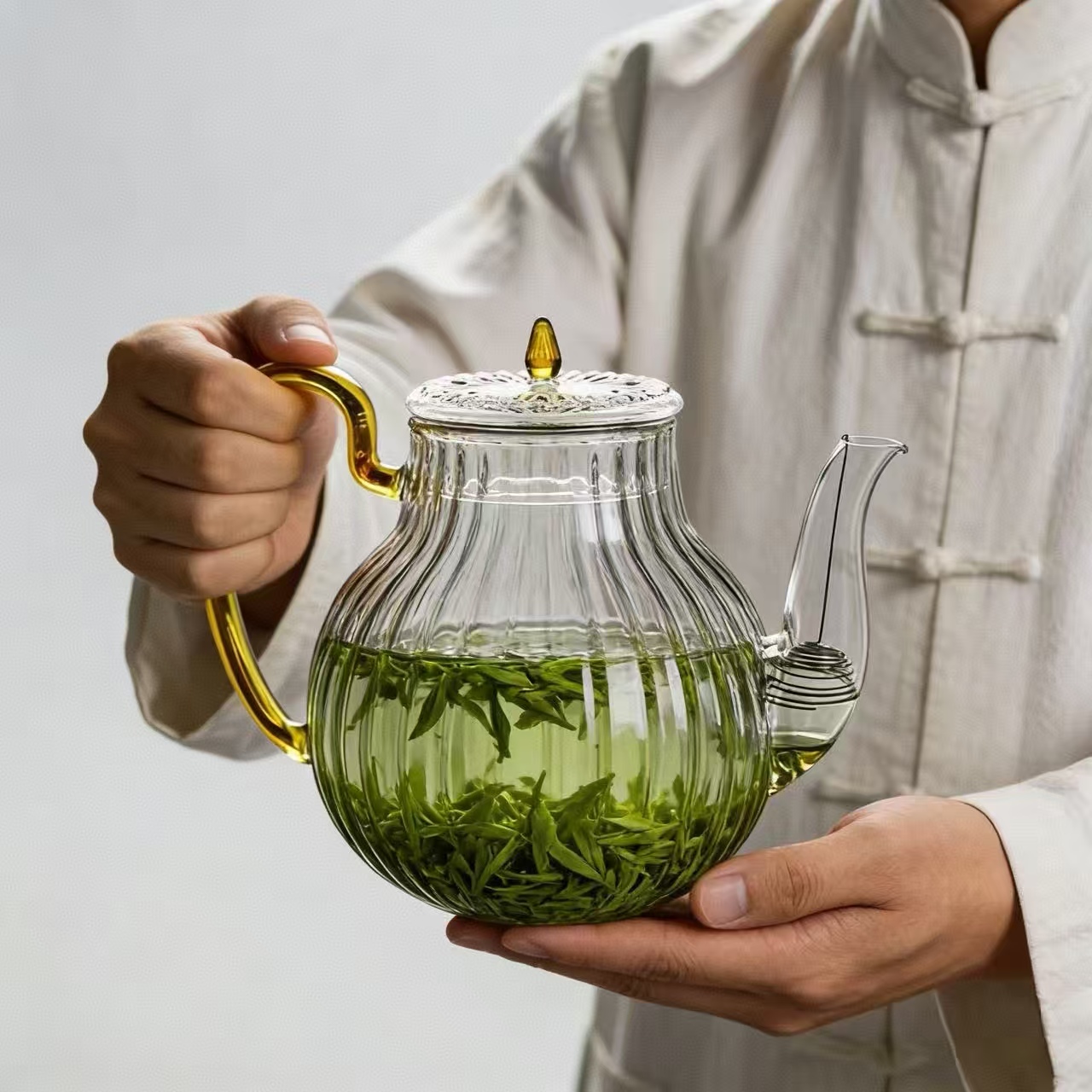 Nettle Leaf Tea - 700ml Striped Glass Teapot With Filter